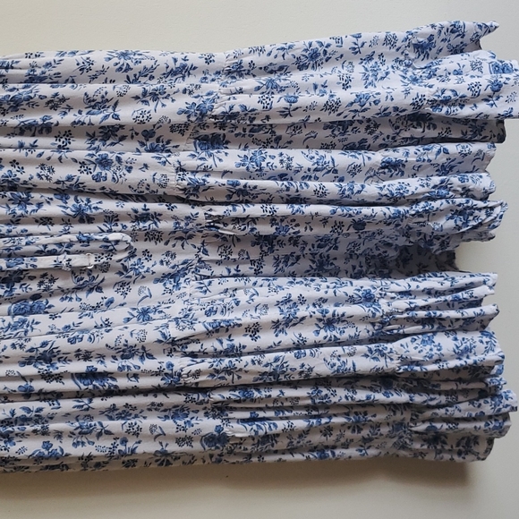 Beautiful sun dress - Picture 4 of 6